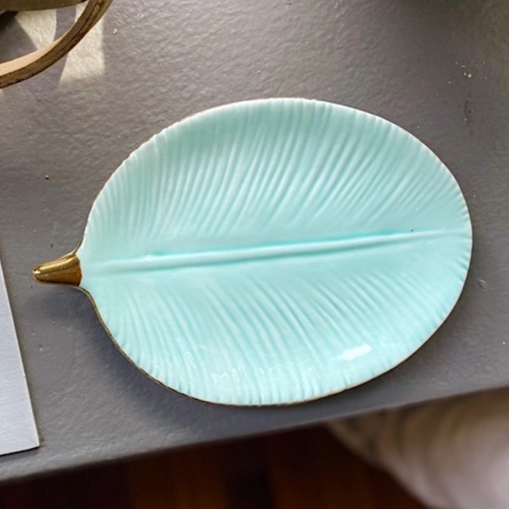 Spring Turquoise Ceramic Leaf Trinket Dish